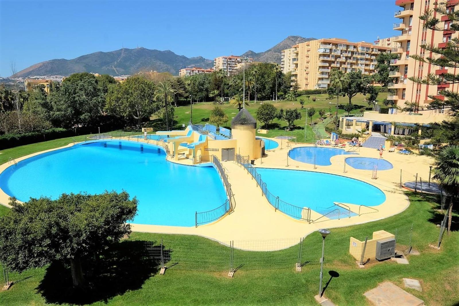 Jupiter Apartment Sea, Pools View Benalmádena Eksteriør billede